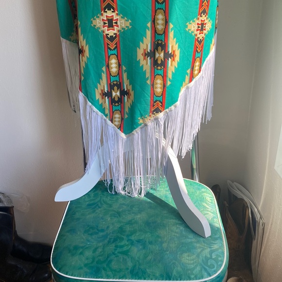 Aztec Style Tunic - Picture 5 of 7